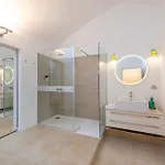 Piscina Interna Privata E A