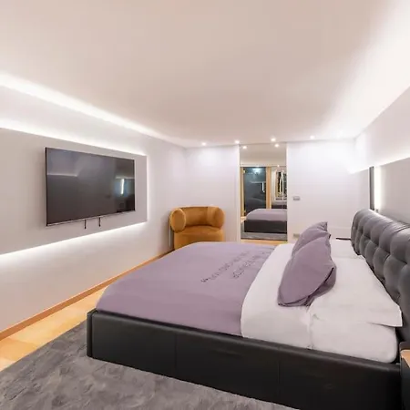 Piscina Interna Privata E A Apartment *