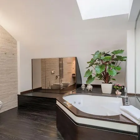 Piscina Interna Privata E A