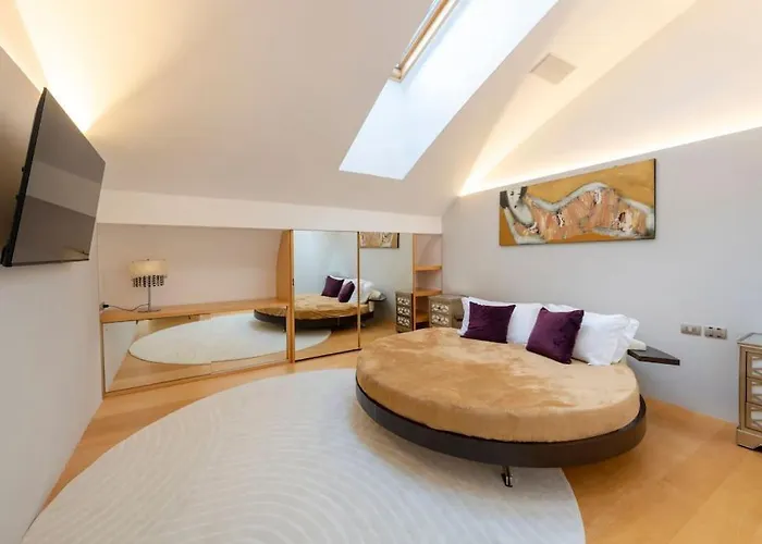 Apartmán Piscina Interna Privata E A *