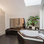 Piscina Interna Privata E A