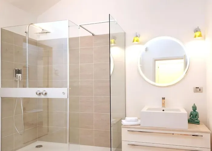 Piscina Interna Privata E A Apartament